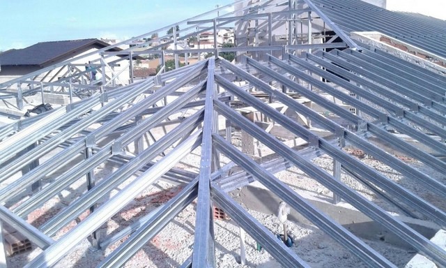 Telhado Residencial de Estrutura Metálica Preço Cotia - Telhado para Garagem de Madeira